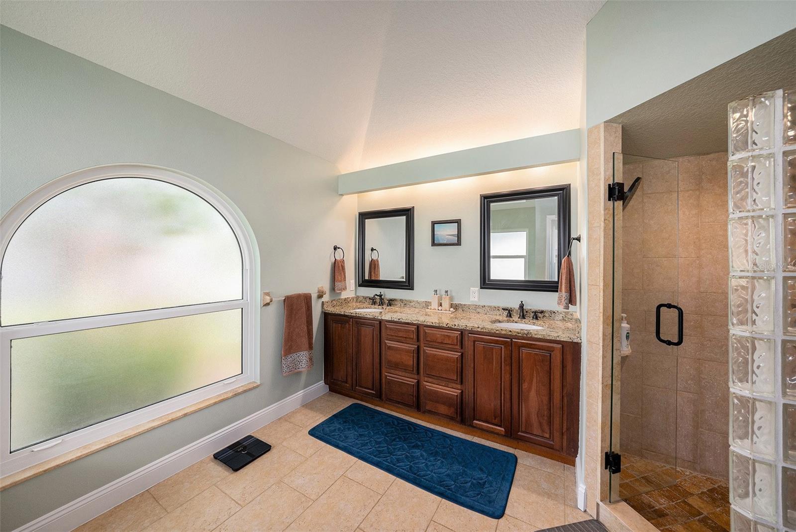 WESTCHASE SEC 223 - Residential Lease