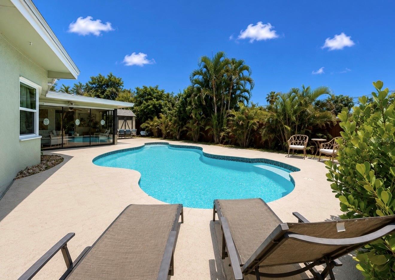 VILLAGE GREEN OF BRADENTON - Residential