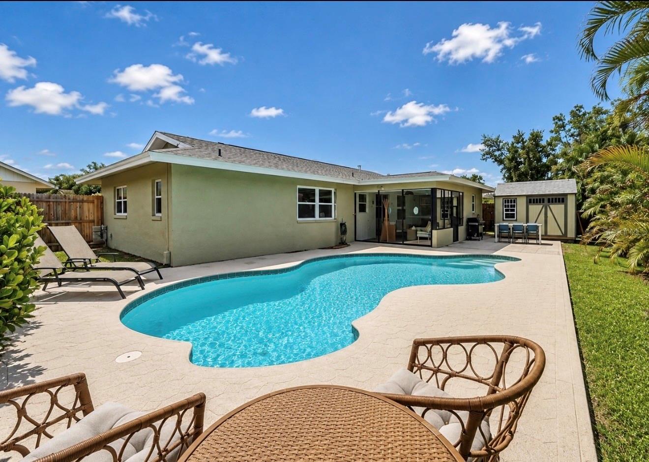 VILLAGE GREEN OF BRADENTON - Residential