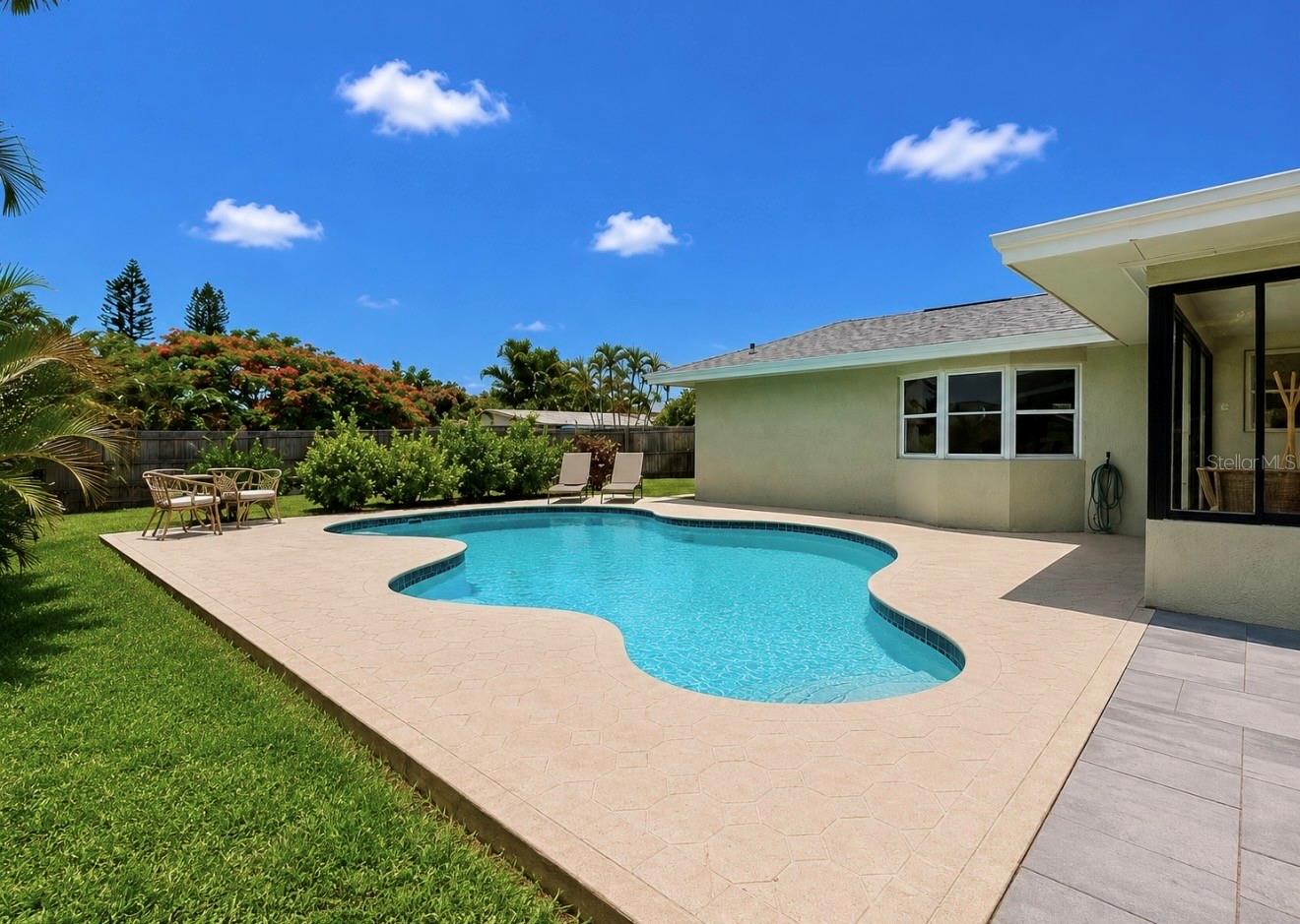 VILLAGE GREEN OF BRADENTON - Residential