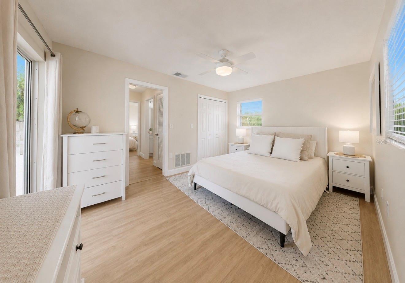 VILLAGE GREEN OF BRADENTON - Residential