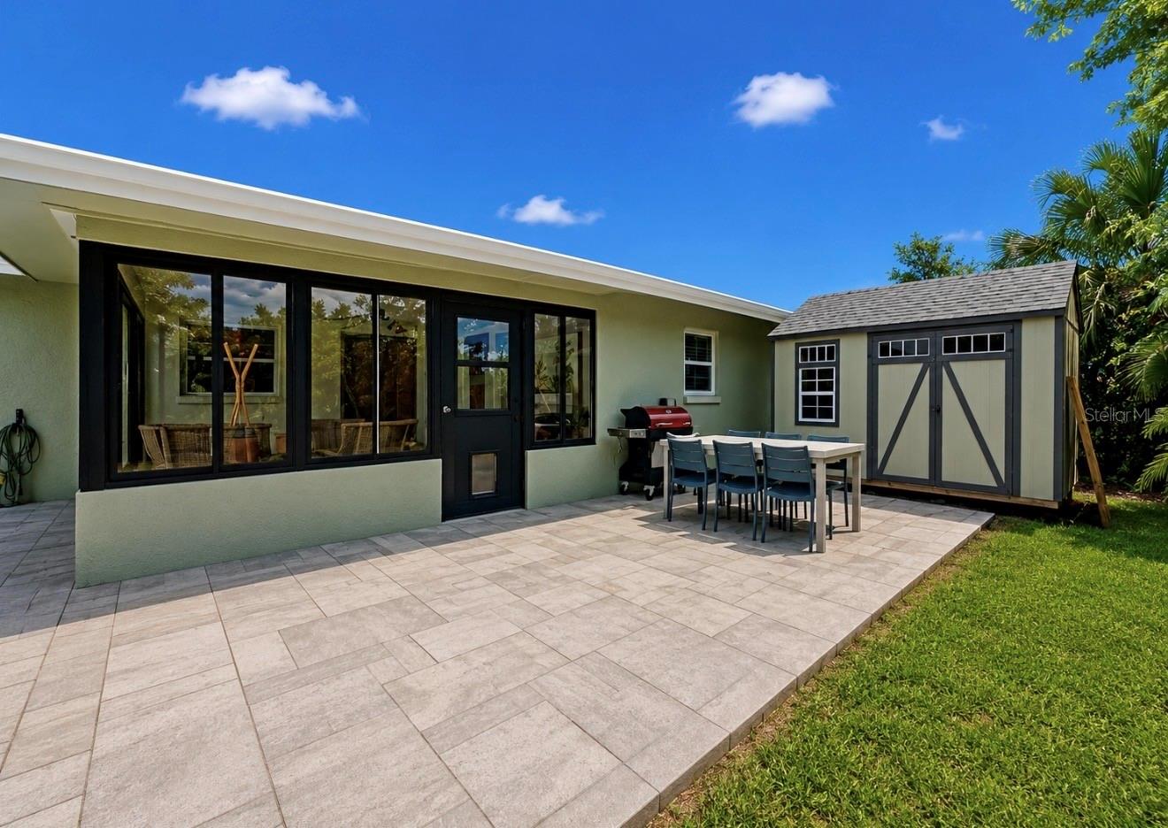 VILLAGE GREEN OF BRADENTON - Residential