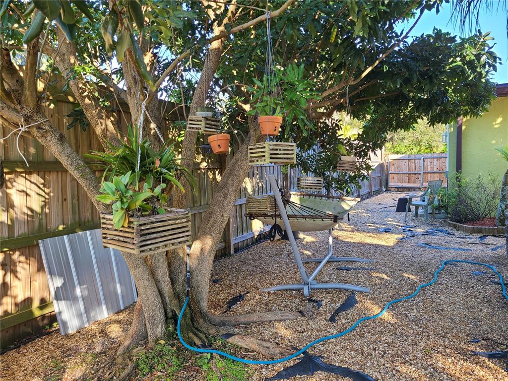 ELWOOD PARK RESUB BLKS70&72 UNREC - Residential