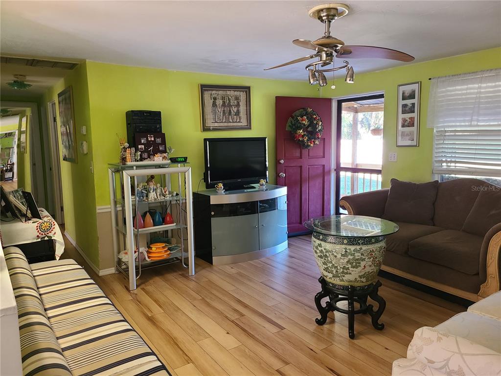 ELWOOD PARK RESUB BLKS70&72 UNREC - Residential