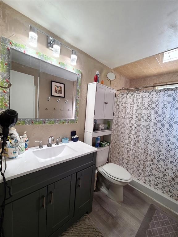 ELWOOD PARK RESUB BLKS70&72 UNREC - Residential