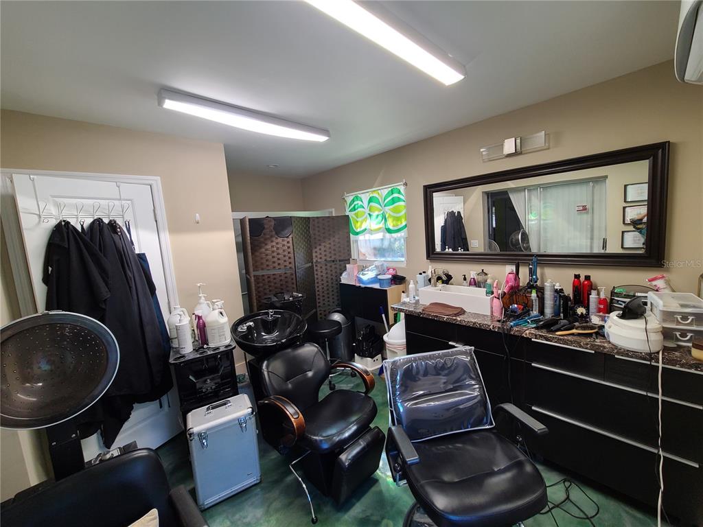 ELWOOD PARK RESUB BLKS70&72 UNREC - Residential