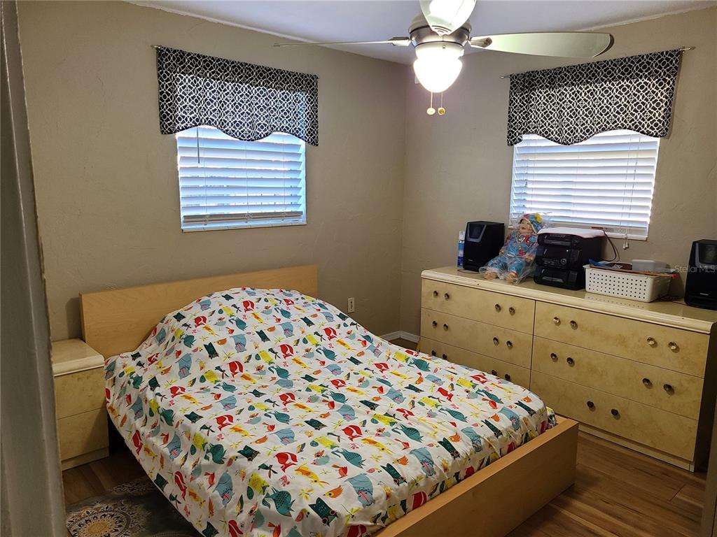 ELWOOD PARK RESUB BLKS70&72 UNREC - Residential