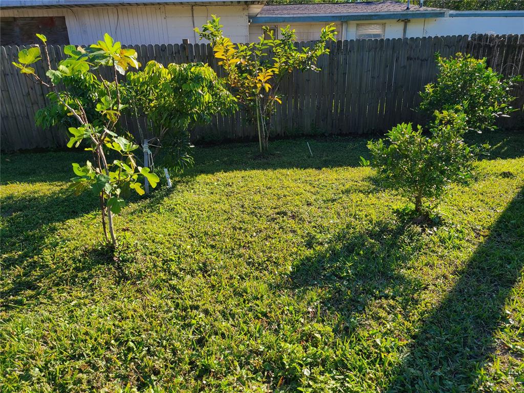 ELWOOD PARK RESUB BLKS70&72 UNREC - Residential