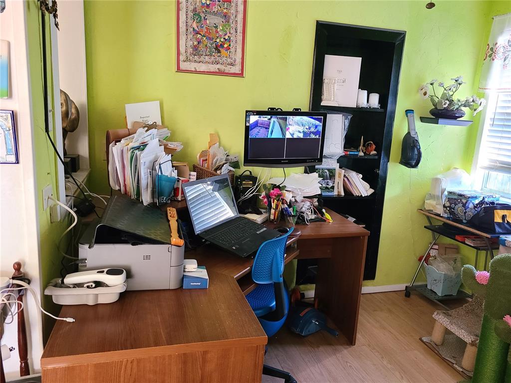 ELWOOD PARK RESUB BLKS70&72 UNREC - Residential