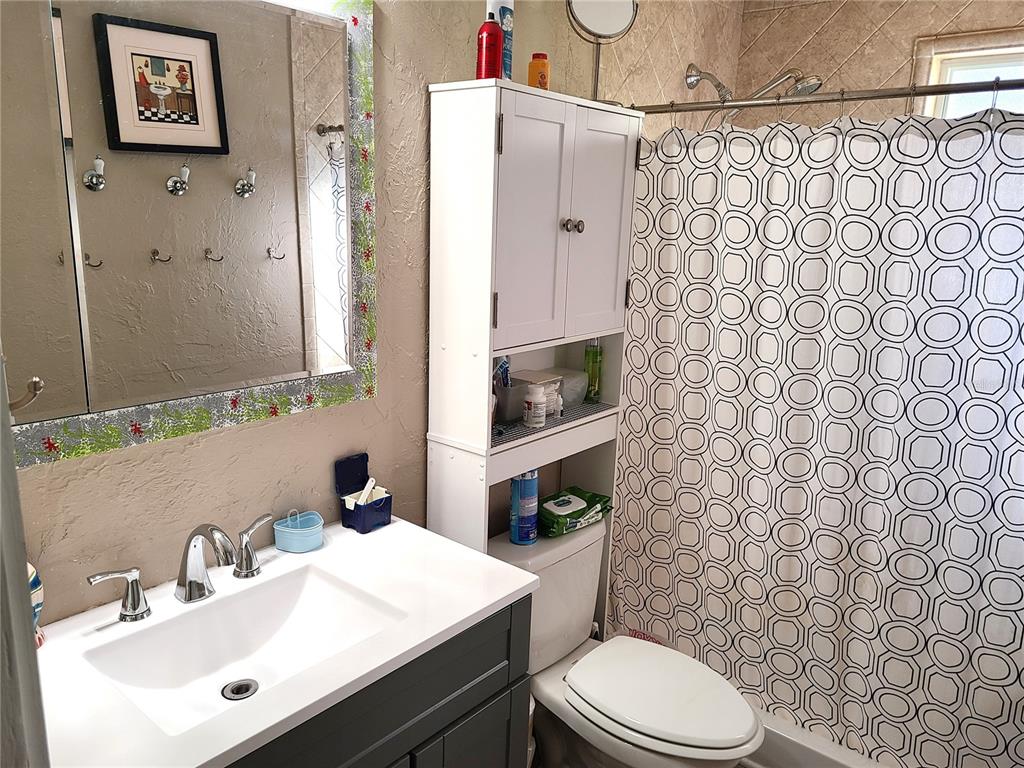 ELWOOD PARK RESUB BLKS70&72 UNREC - Residential