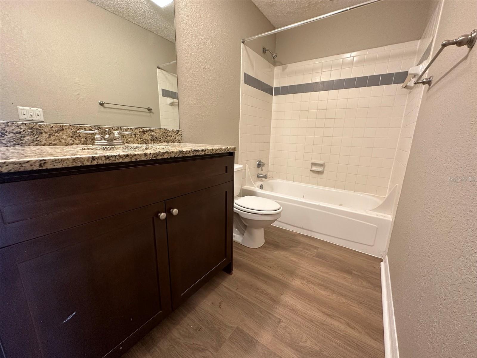 VANTAGE POINT CONDO - Residential Lease