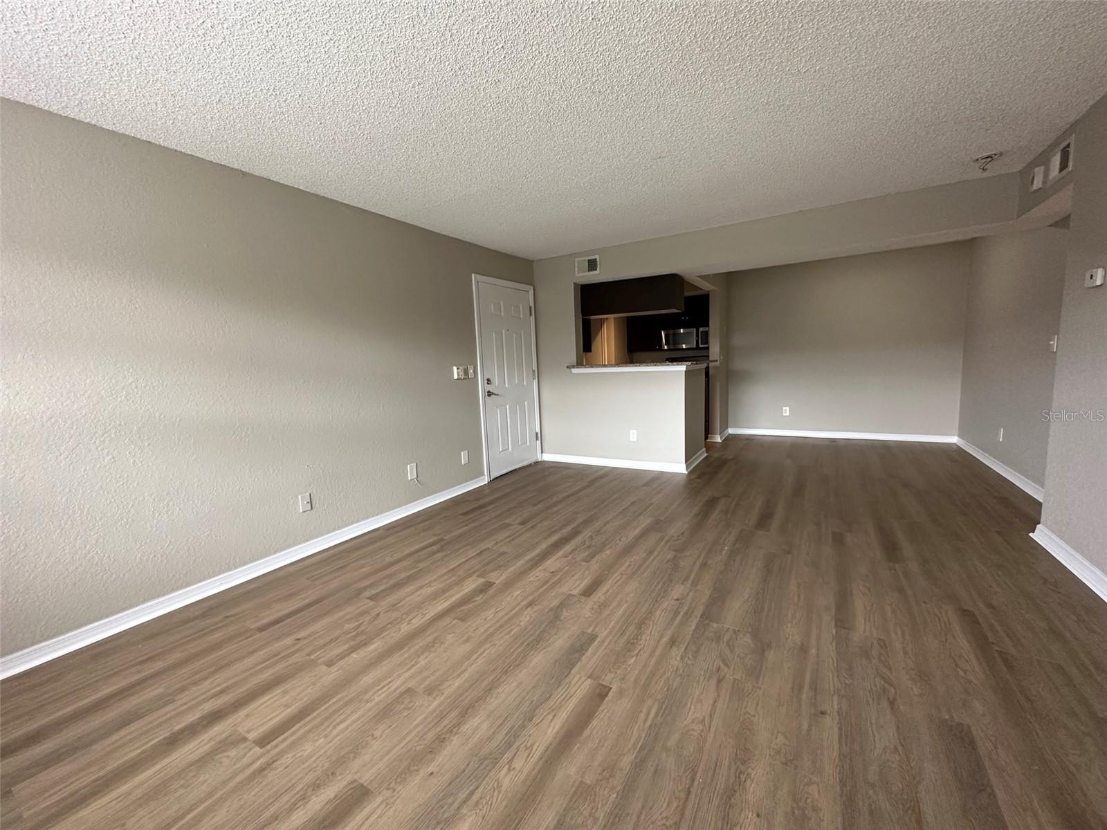 VANTAGE POINT CONDO - Residential Lease