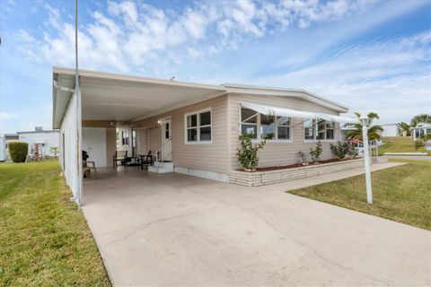 A home in ELLENTON