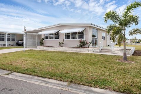 A home in ELLENTON