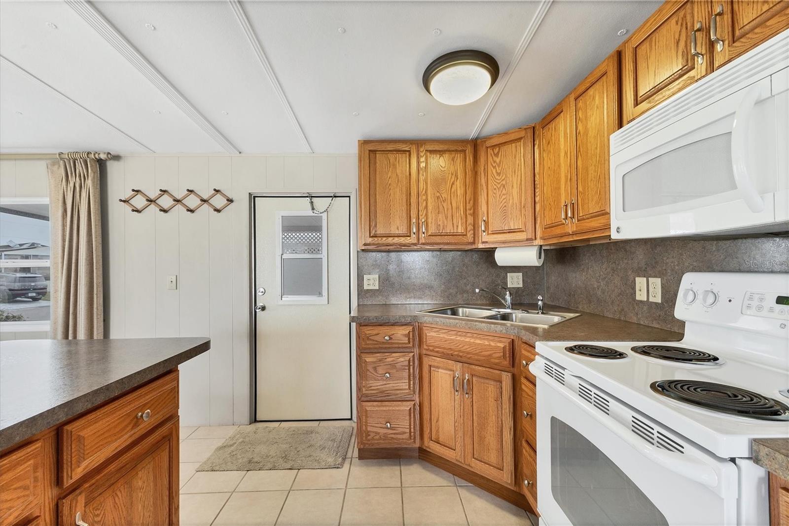 TIDEVUE ESTATES FIRST ADD - Residential