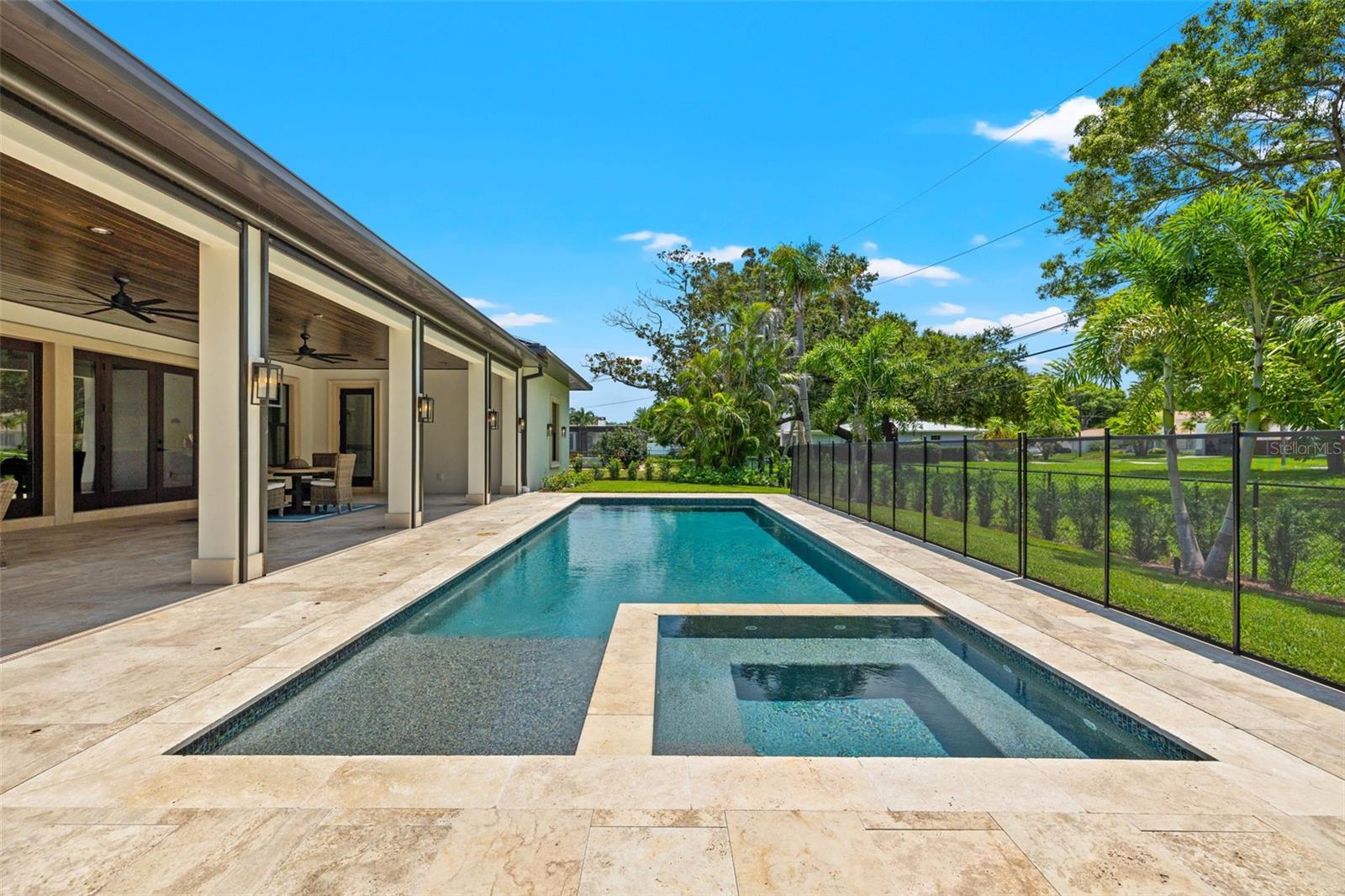 BELLEAIR ESTATES - Residential