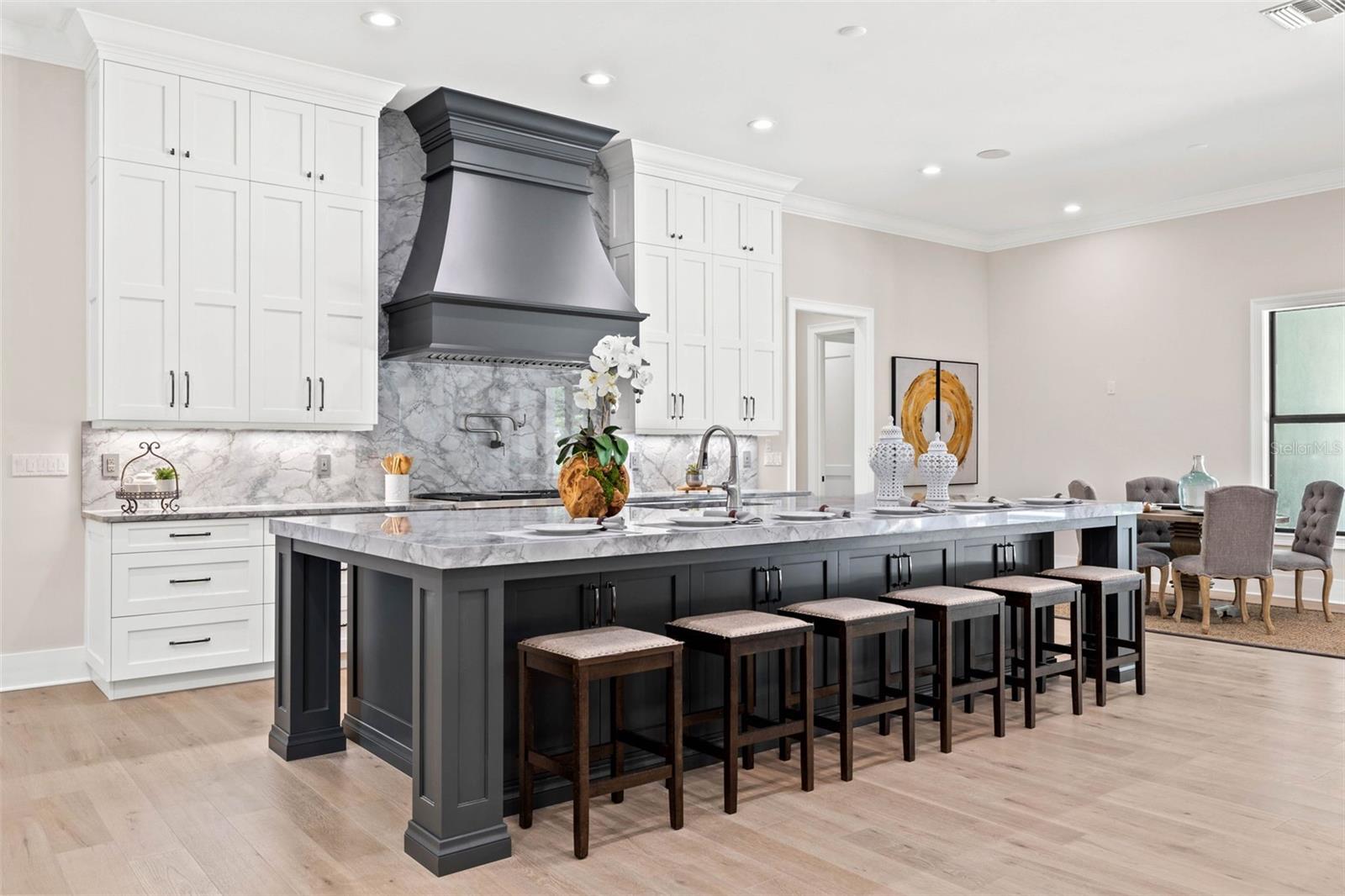 BELLEAIR ESTATES - Residential