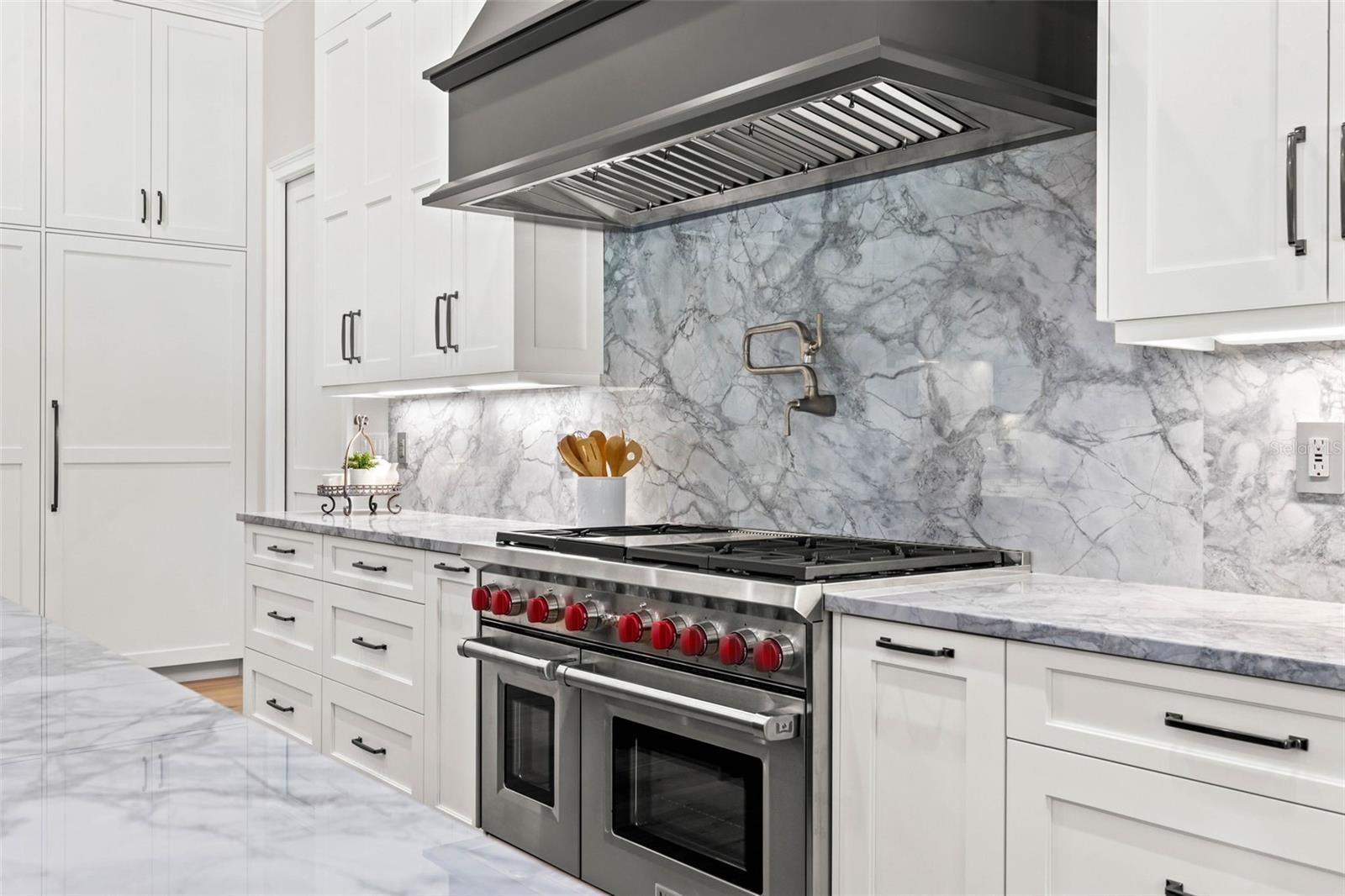 BELLEAIR ESTATES - Residential