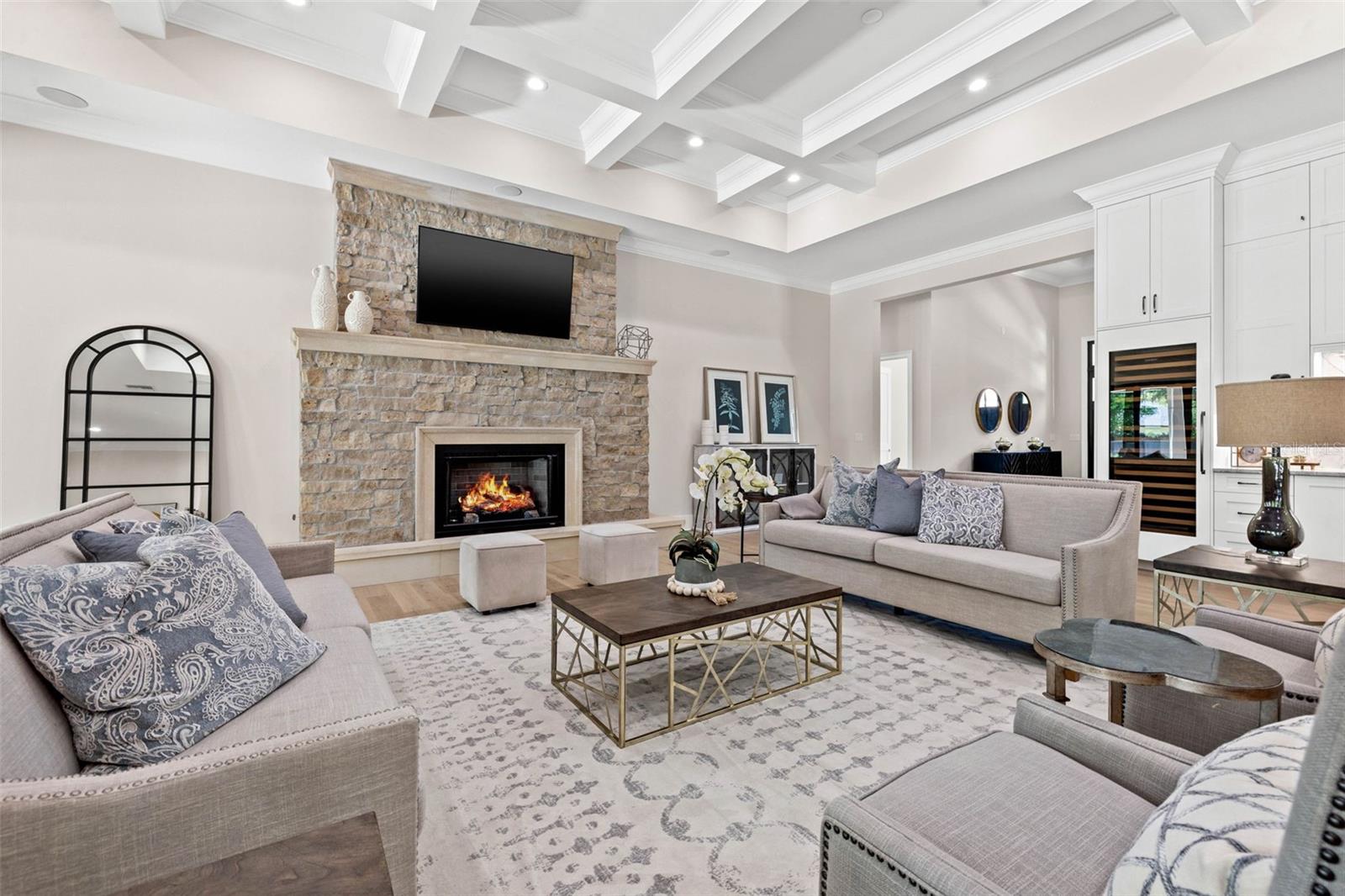 BELLEAIR ESTATES - Residential