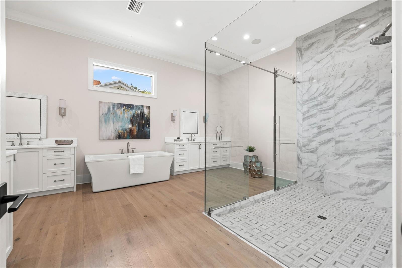 BELLEAIR ESTATES - Residential