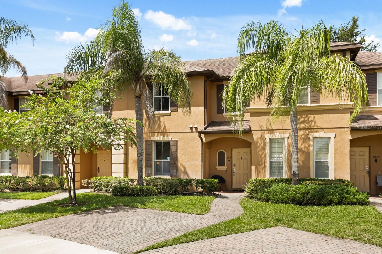 3214 CALABRIA AVENUE 3214