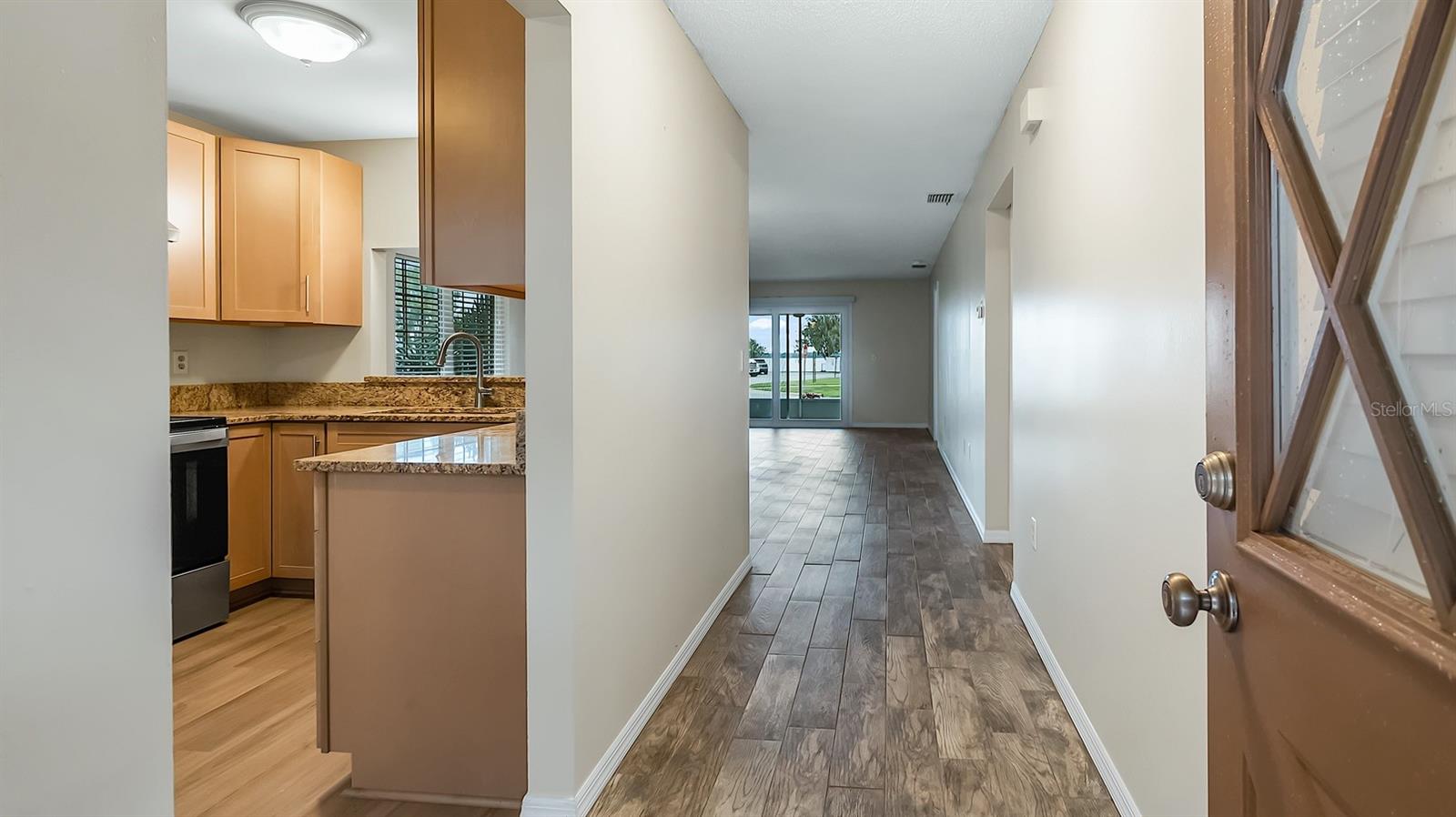 HOWEY LAKE SHORE HEIGHTS - Residential Lease