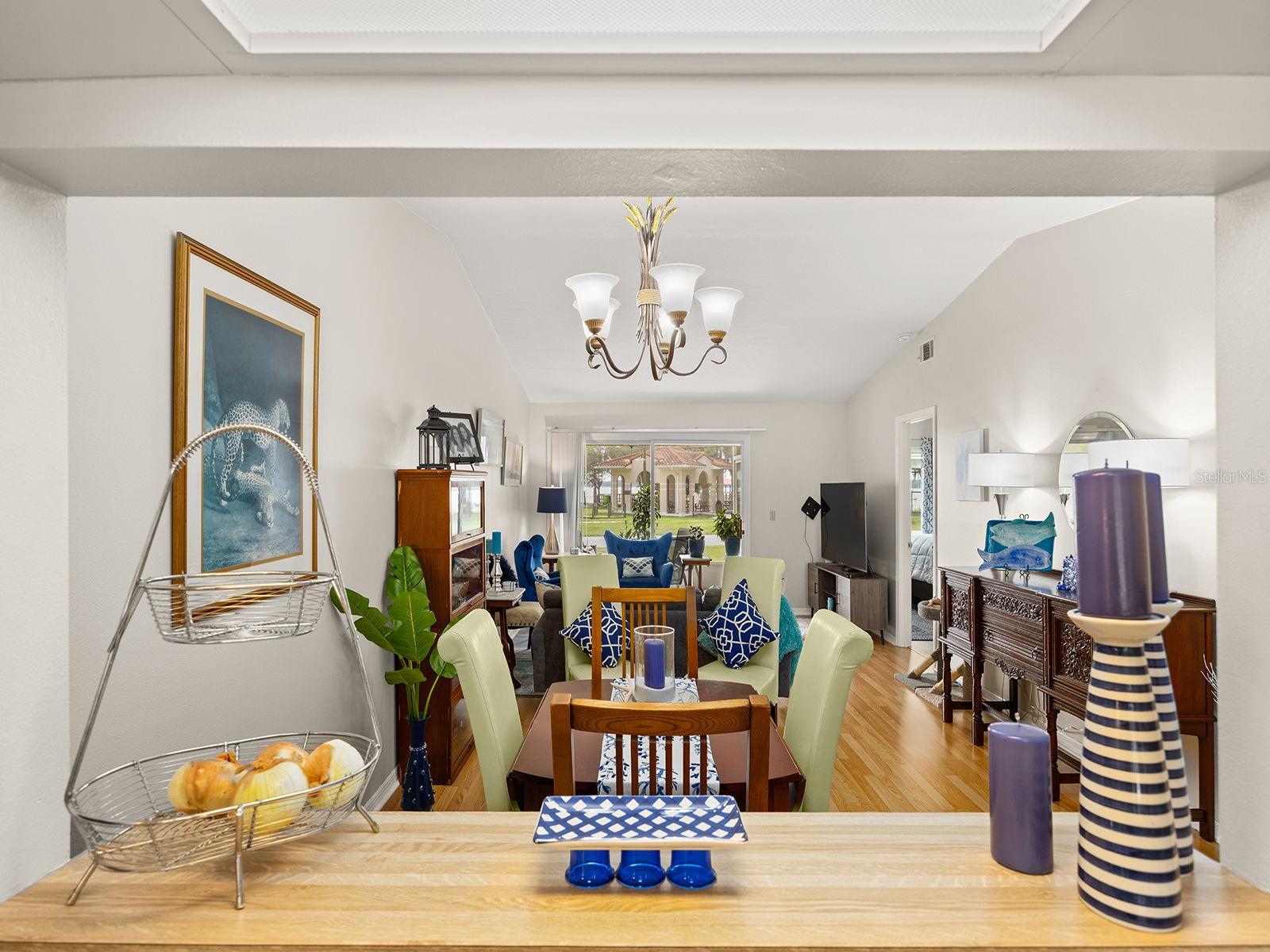 HOWEY LAKE SHORE HEIGHTS - Residential Lease