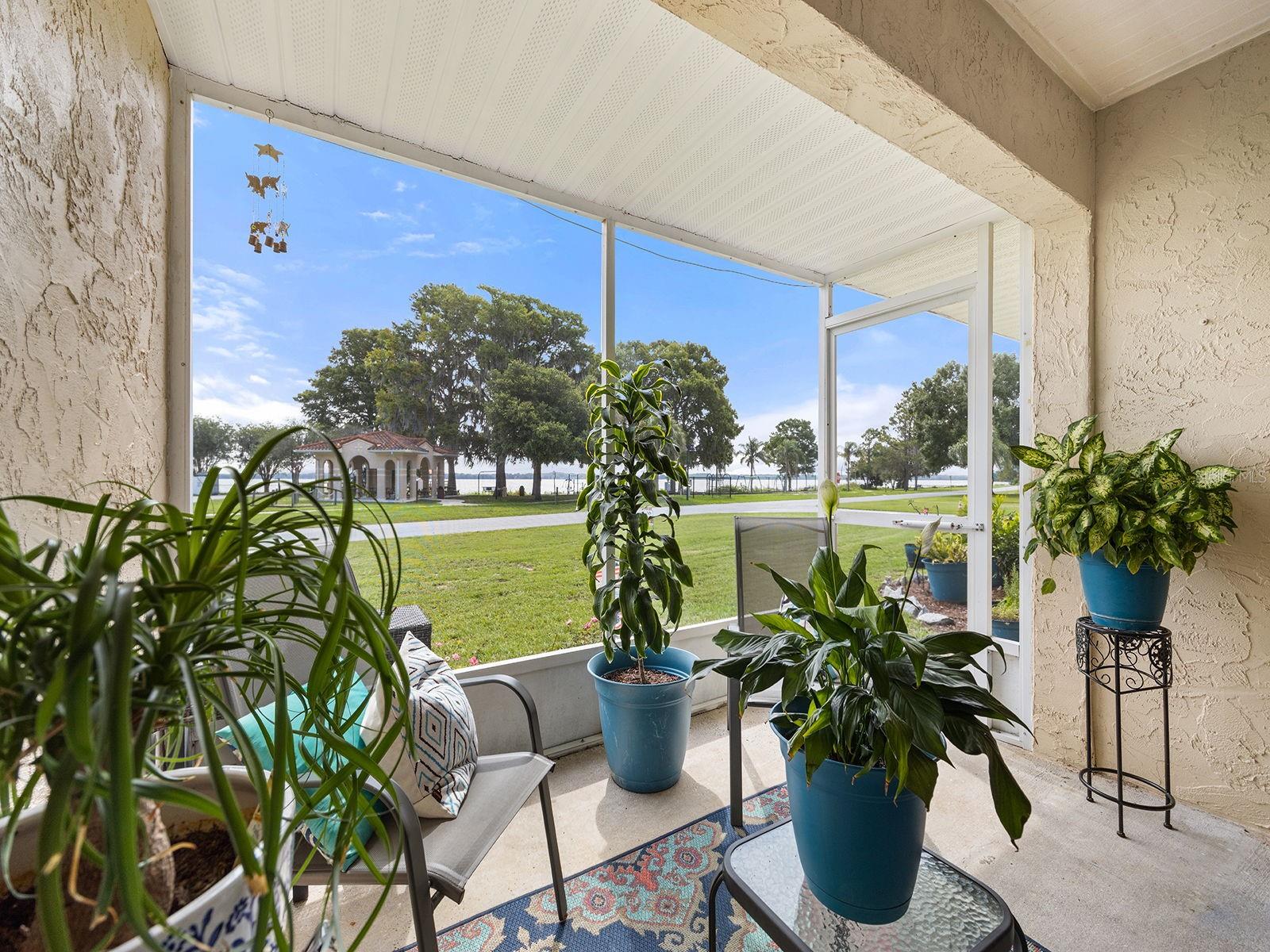 HOWEY LAKE SHORE HEIGHTS - Residential Lease