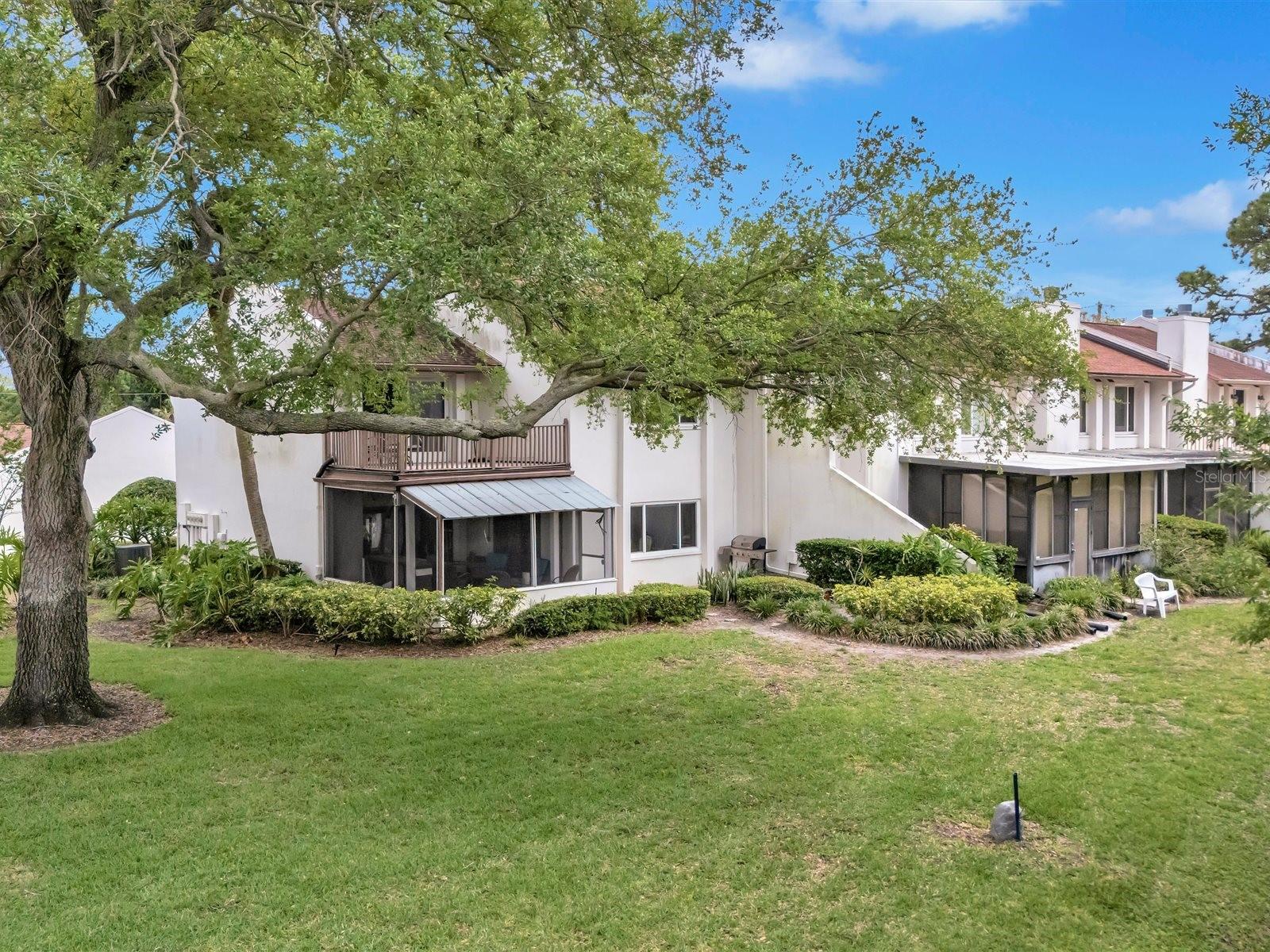 TOWNHOUSES OF BARDMOOR - Residential