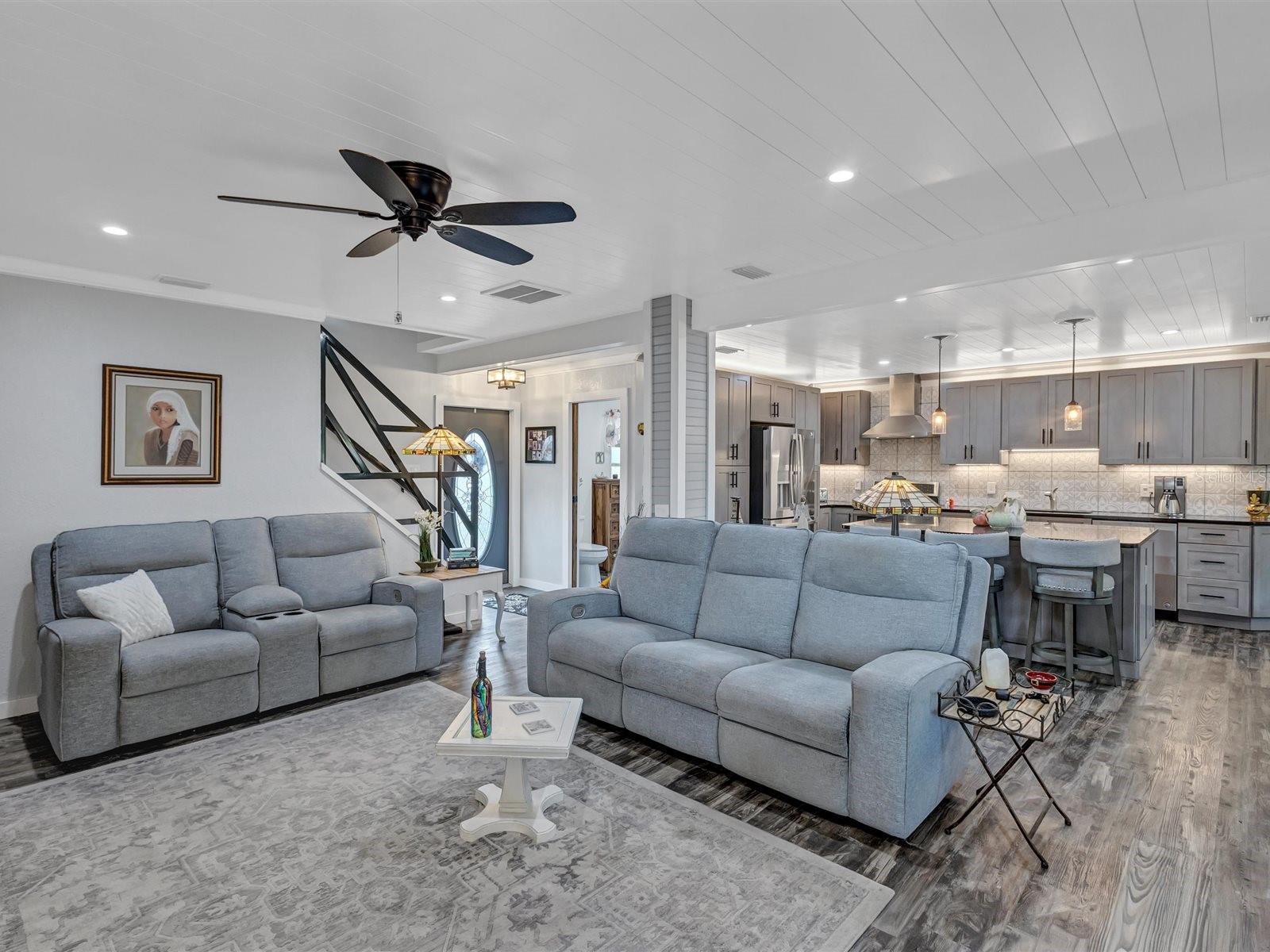 TOWNHOUSES OF BARDMOOR - Residential