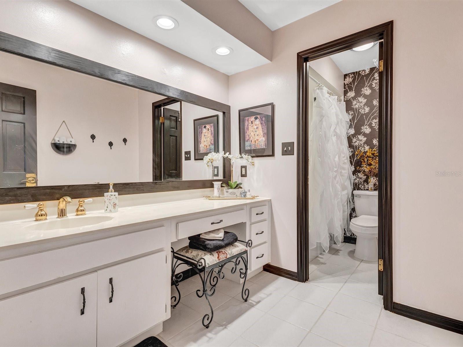 TOWNHOUSES OF BARDMOOR - Residential