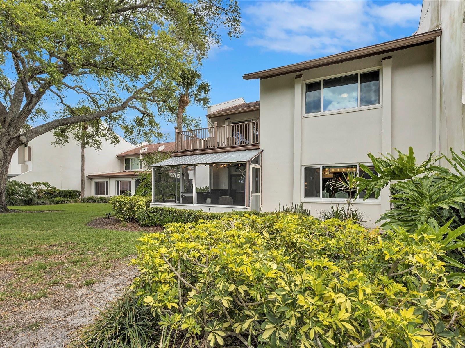 TOWNHOUSES OF BARDMOOR - Residential