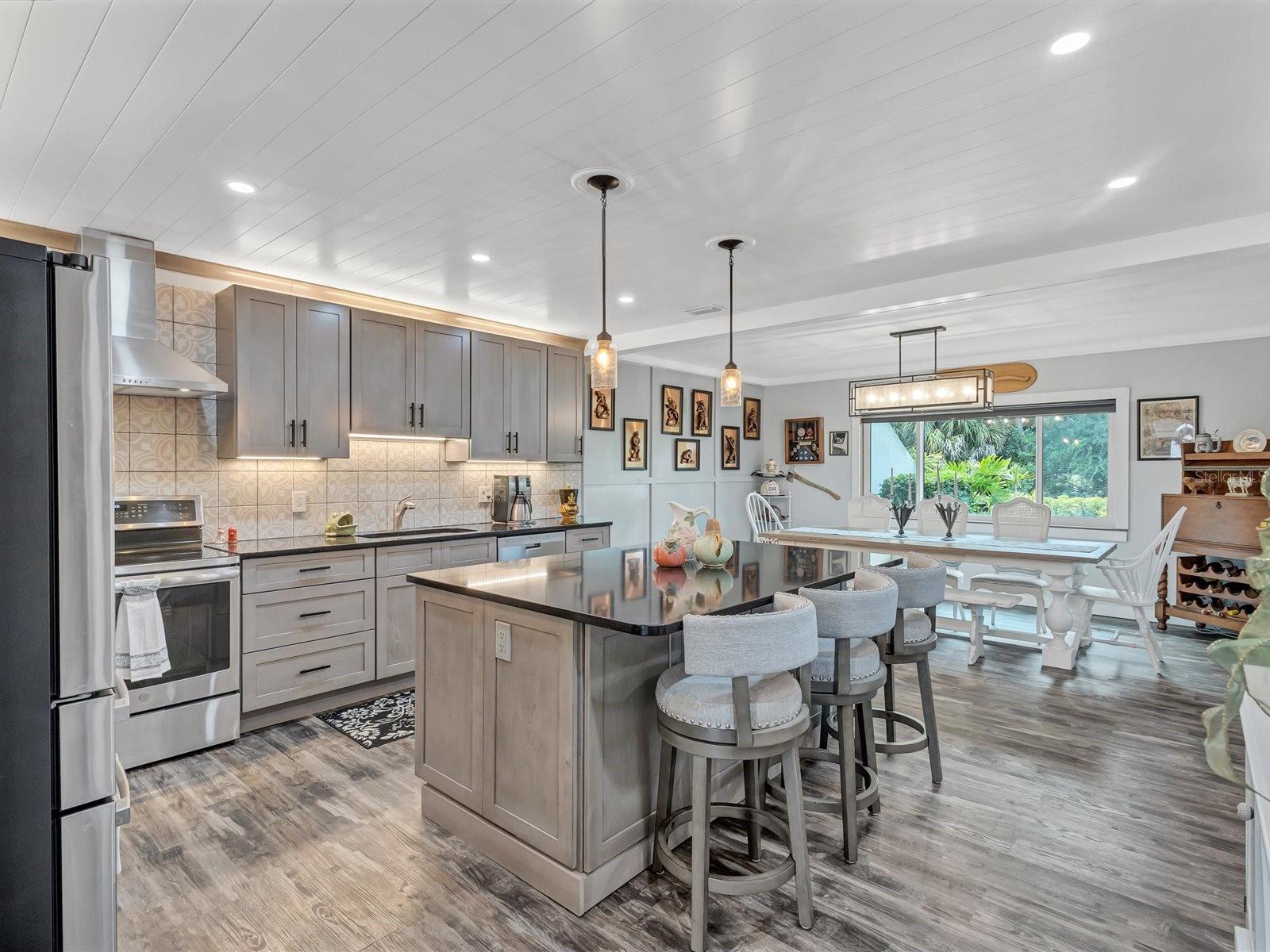 TOWNHOUSES OF BARDMOOR - Residential