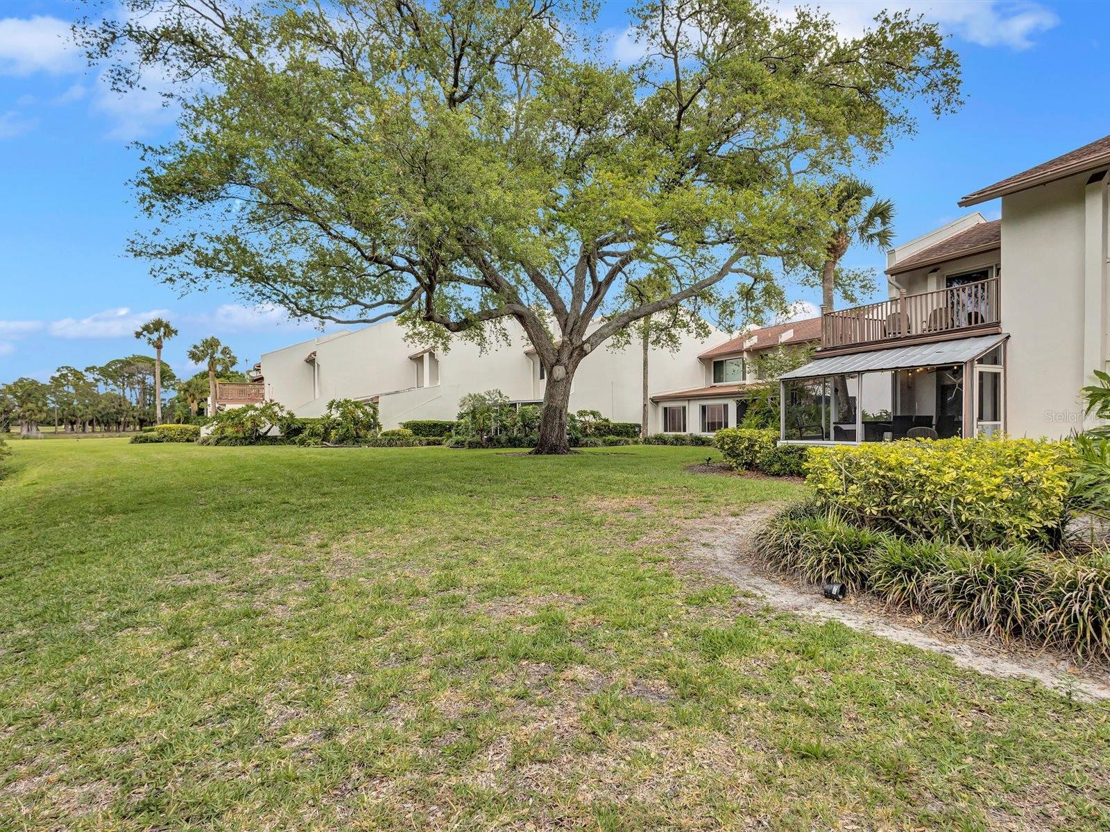 TOWNHOUSES OF BARDMOOR - Residential