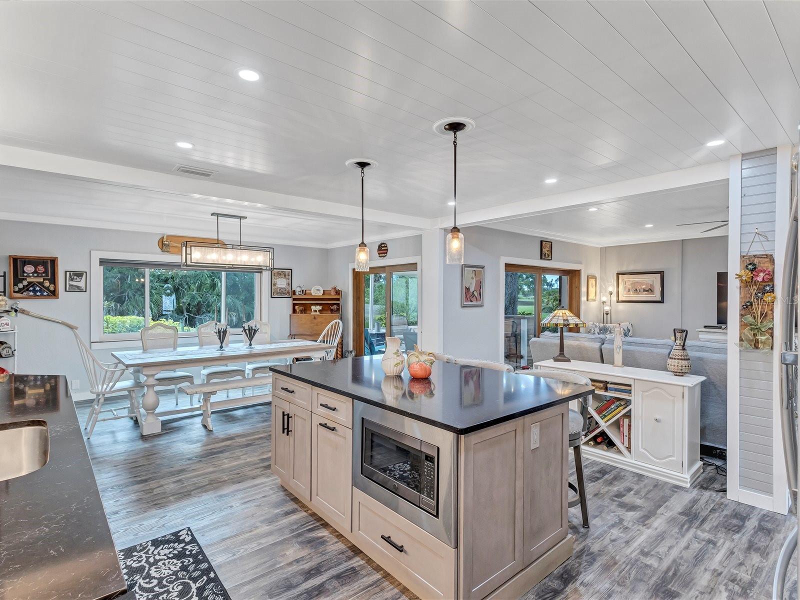 TOWNHOUSES OF BARDMOOR - Residential