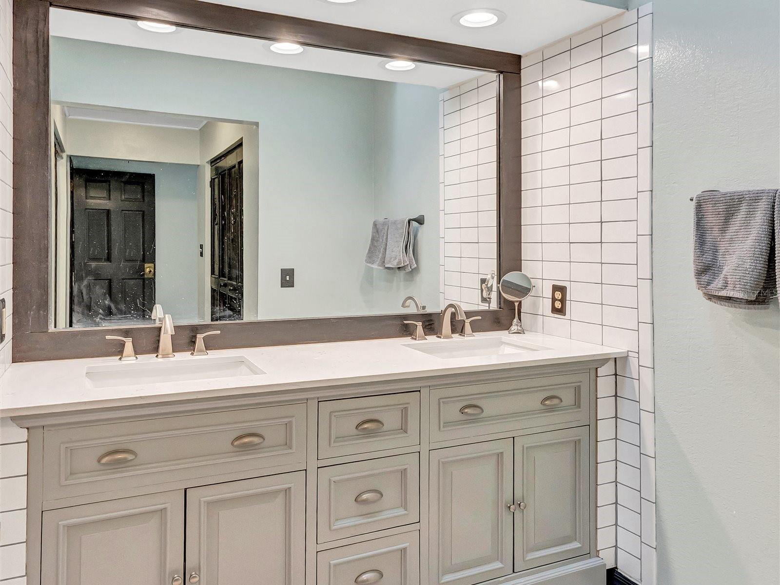 TOWNHOUSES OF BARDMOOR - Residential