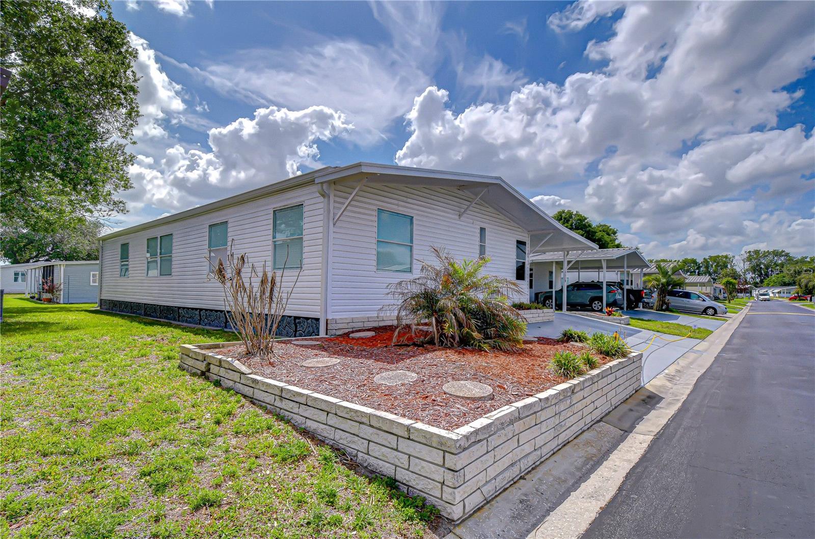 TIMBER LAKE ESTATES - Residential