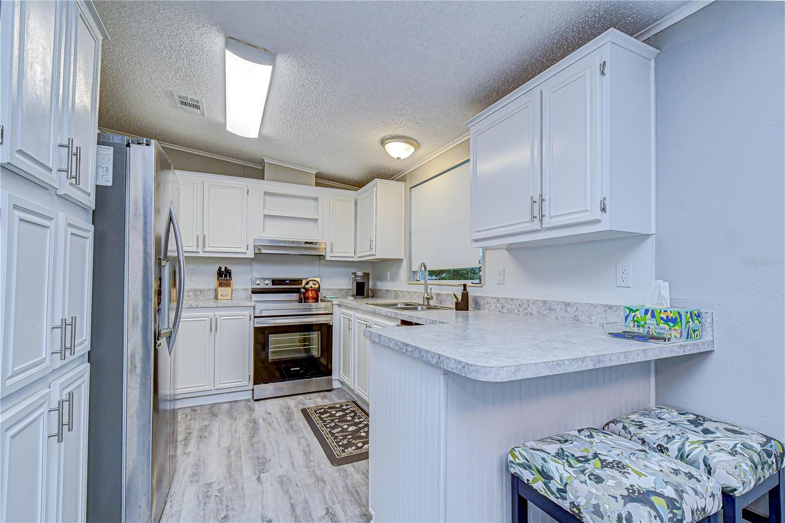 TIMBER LAKE ESTATES - Residential