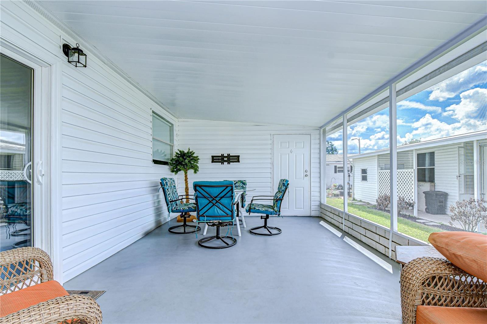 TIMBER LAKE ESTATES - Residential