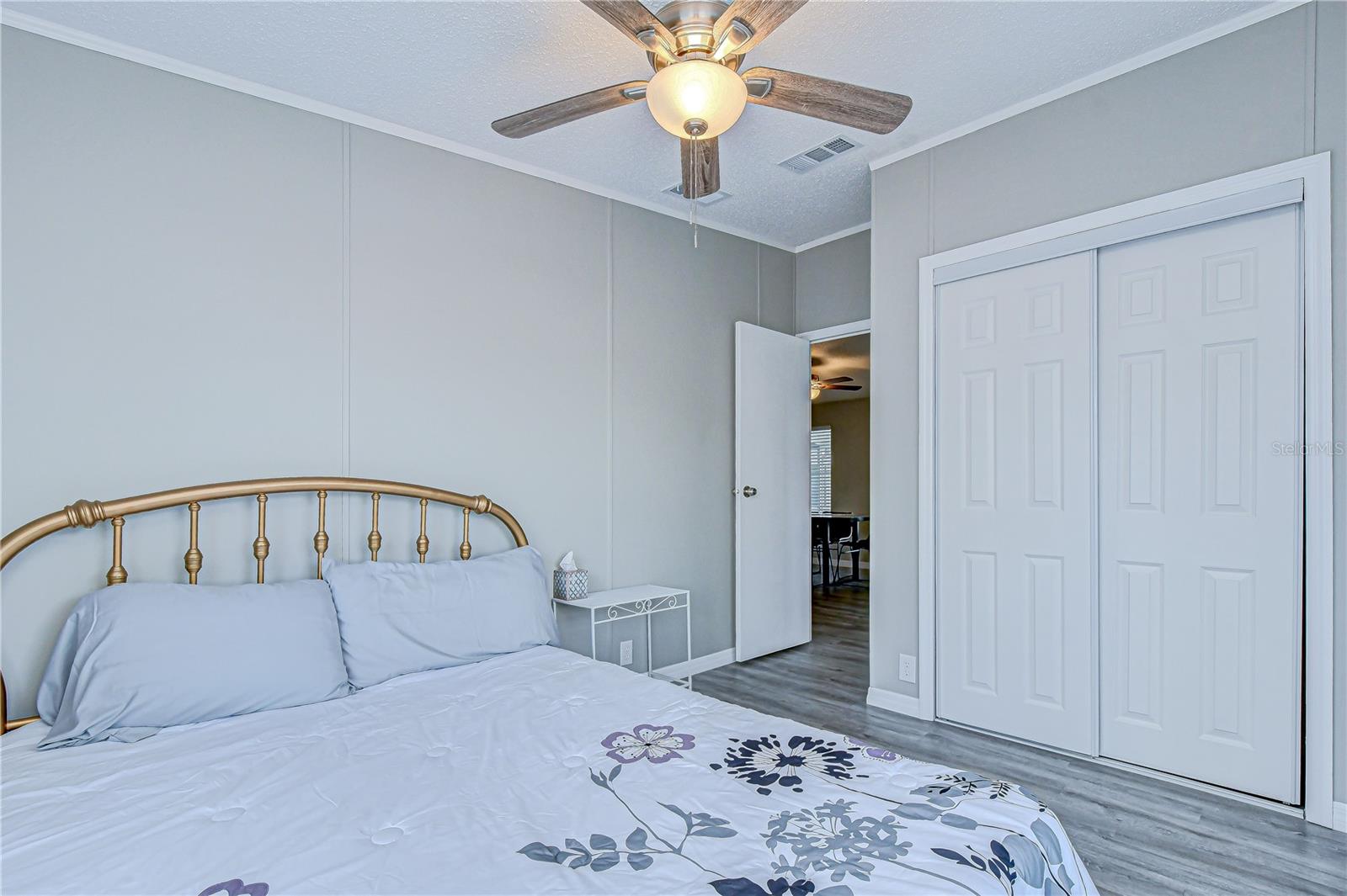 TIMBER LAKE ESTATES - Residential