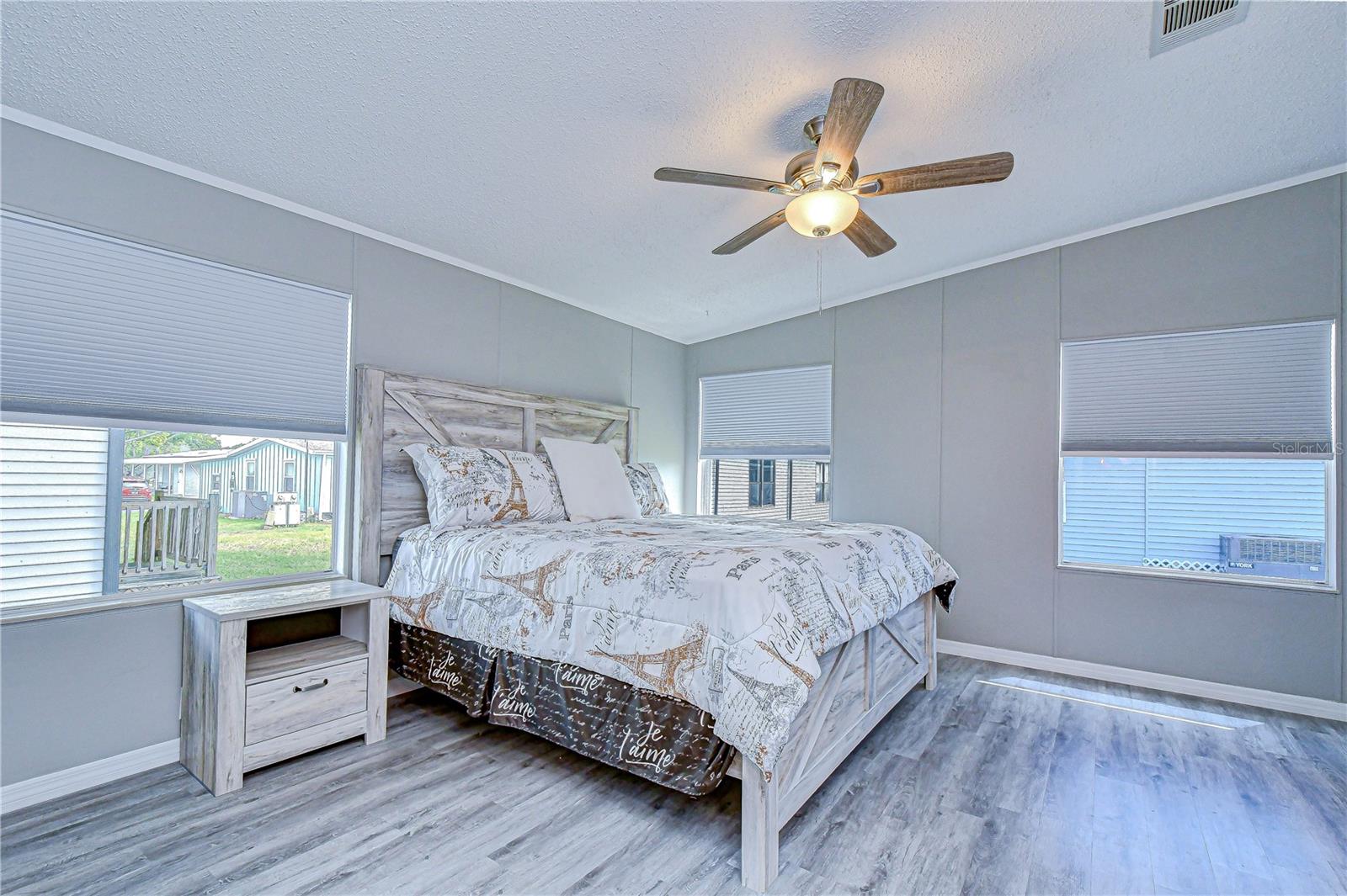 TIMBER LAKE ESTATES - Residential