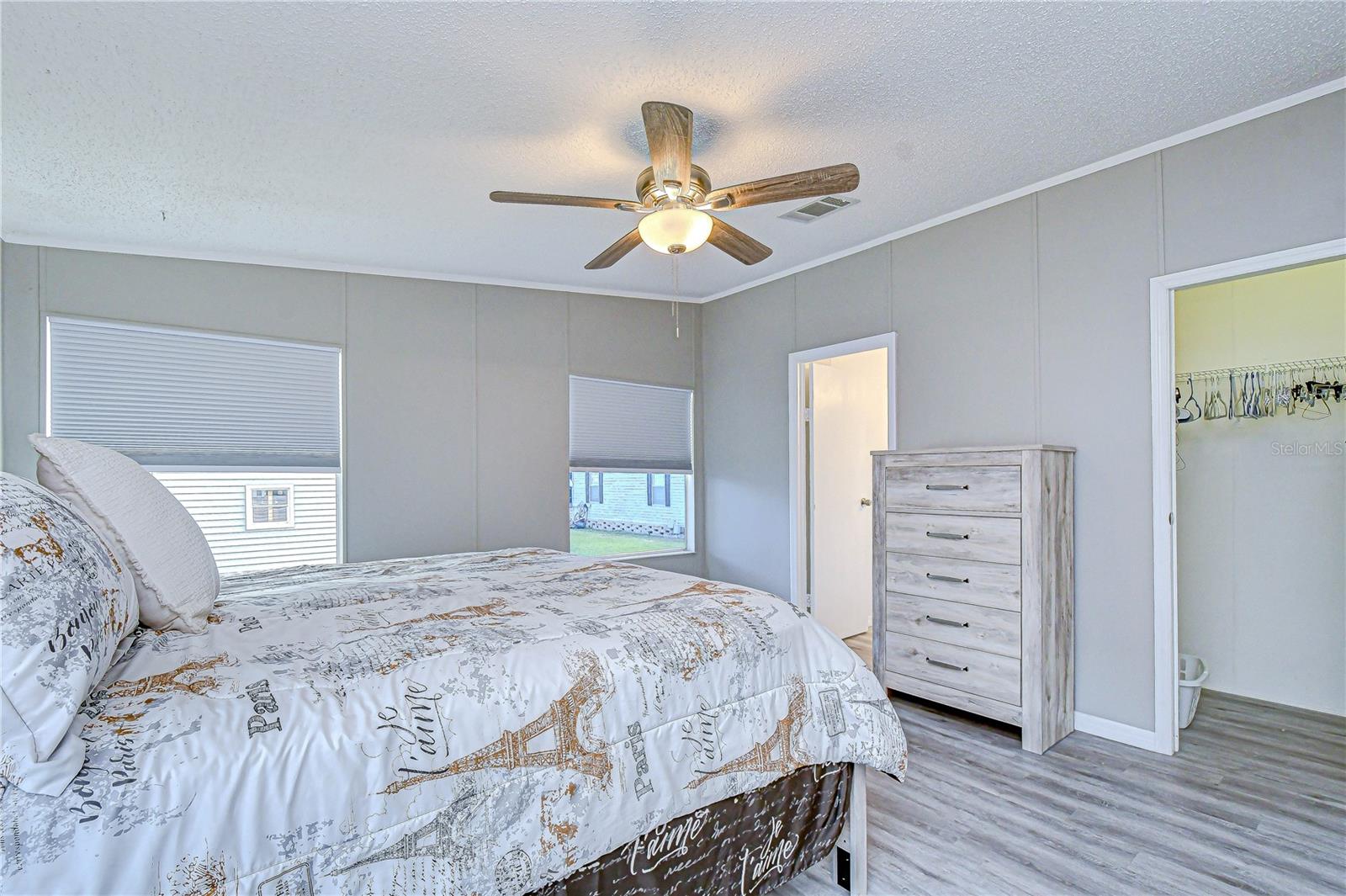 TIMBER LAKE ESTATES - Residential