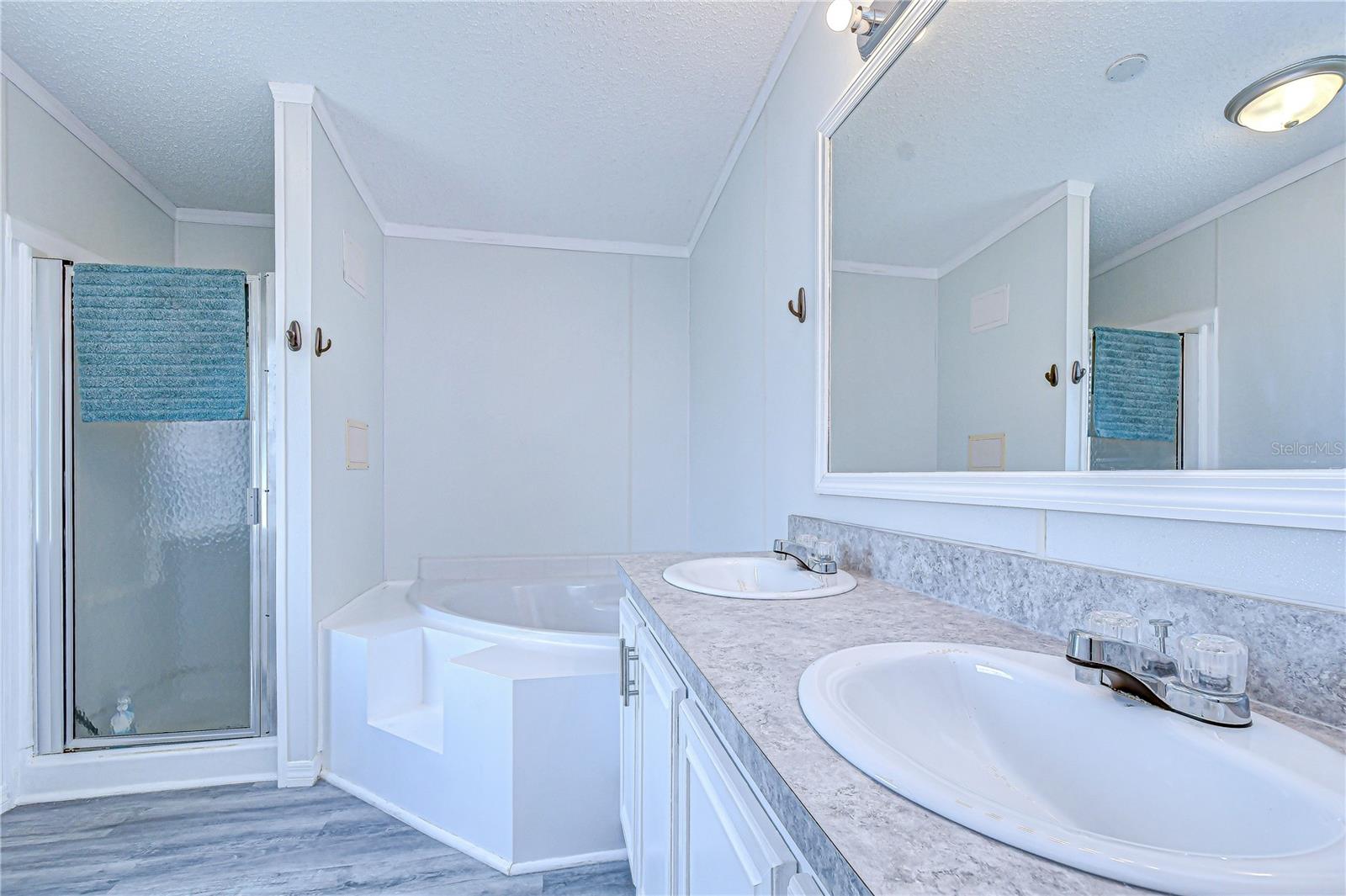 TIMBER LAKE ESTATES - Residential