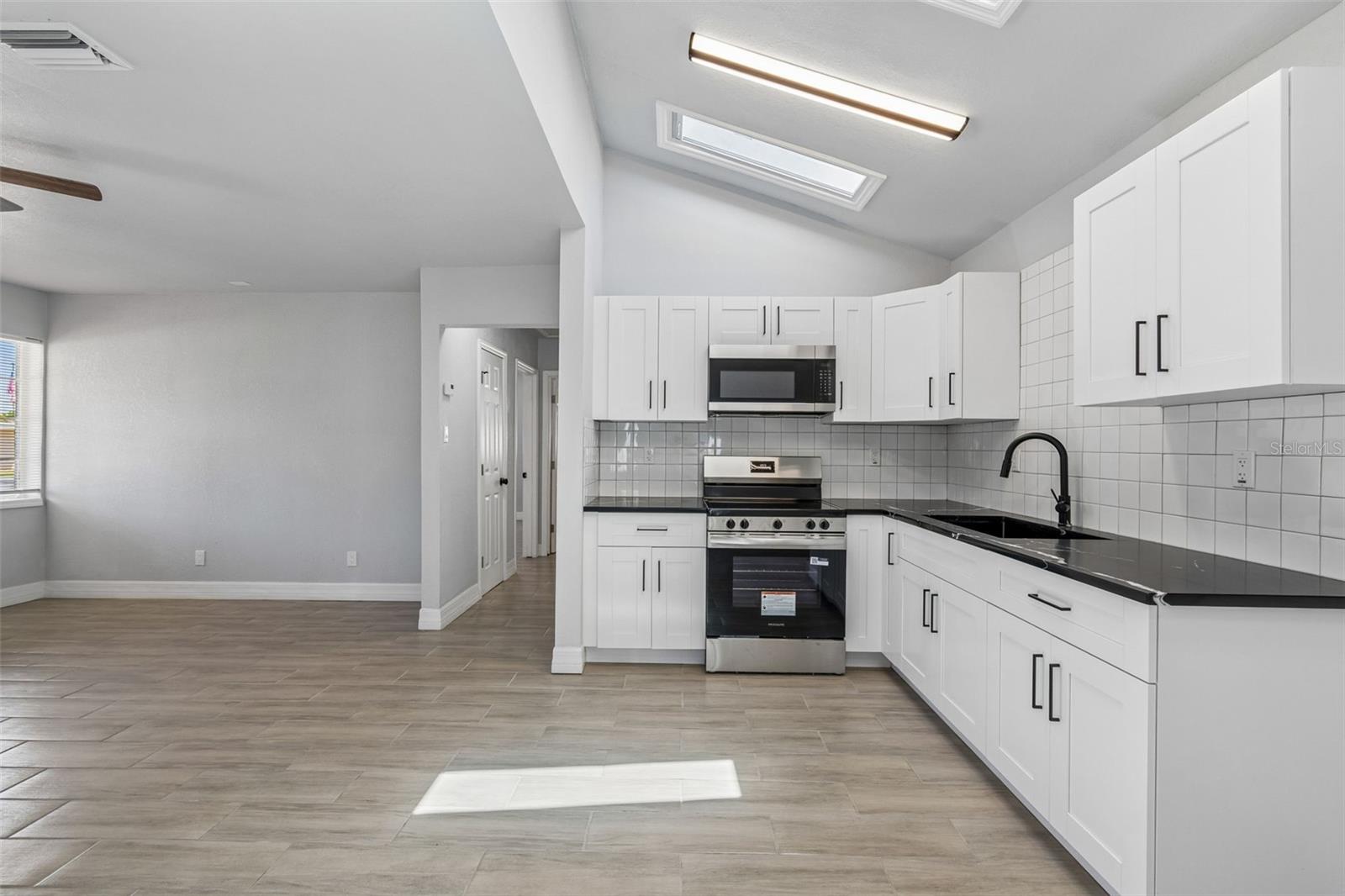 DAHLIA GARDENS - Residential