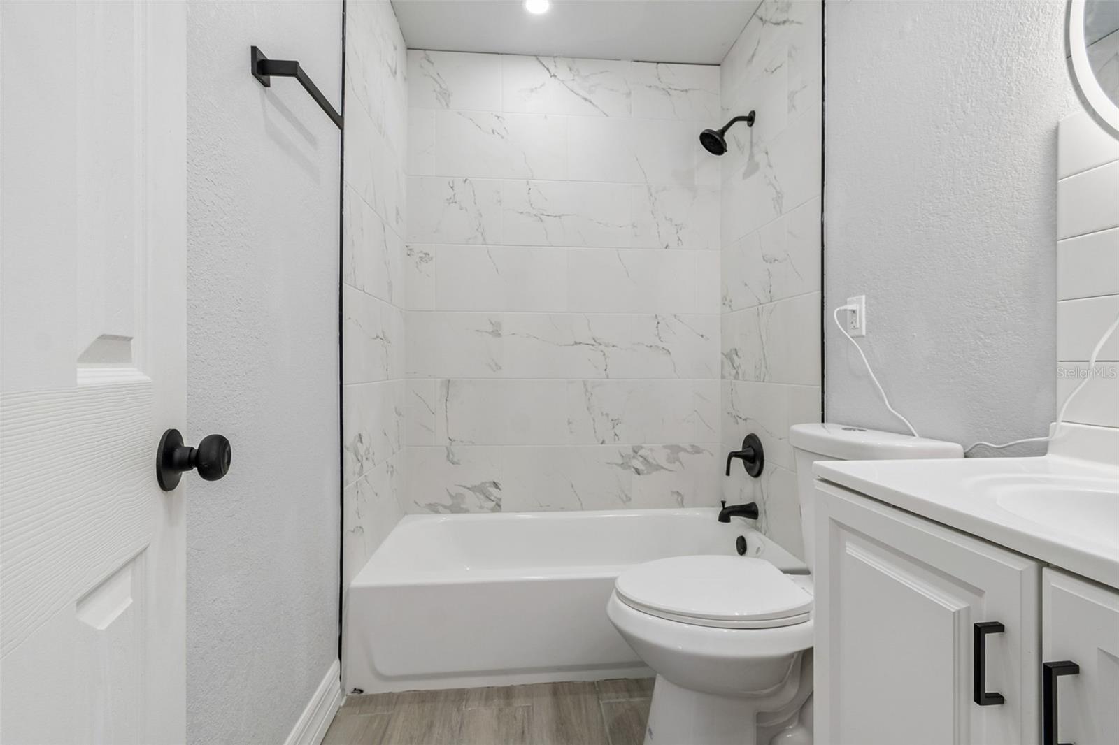 DAHLIA GARDENS - Residential