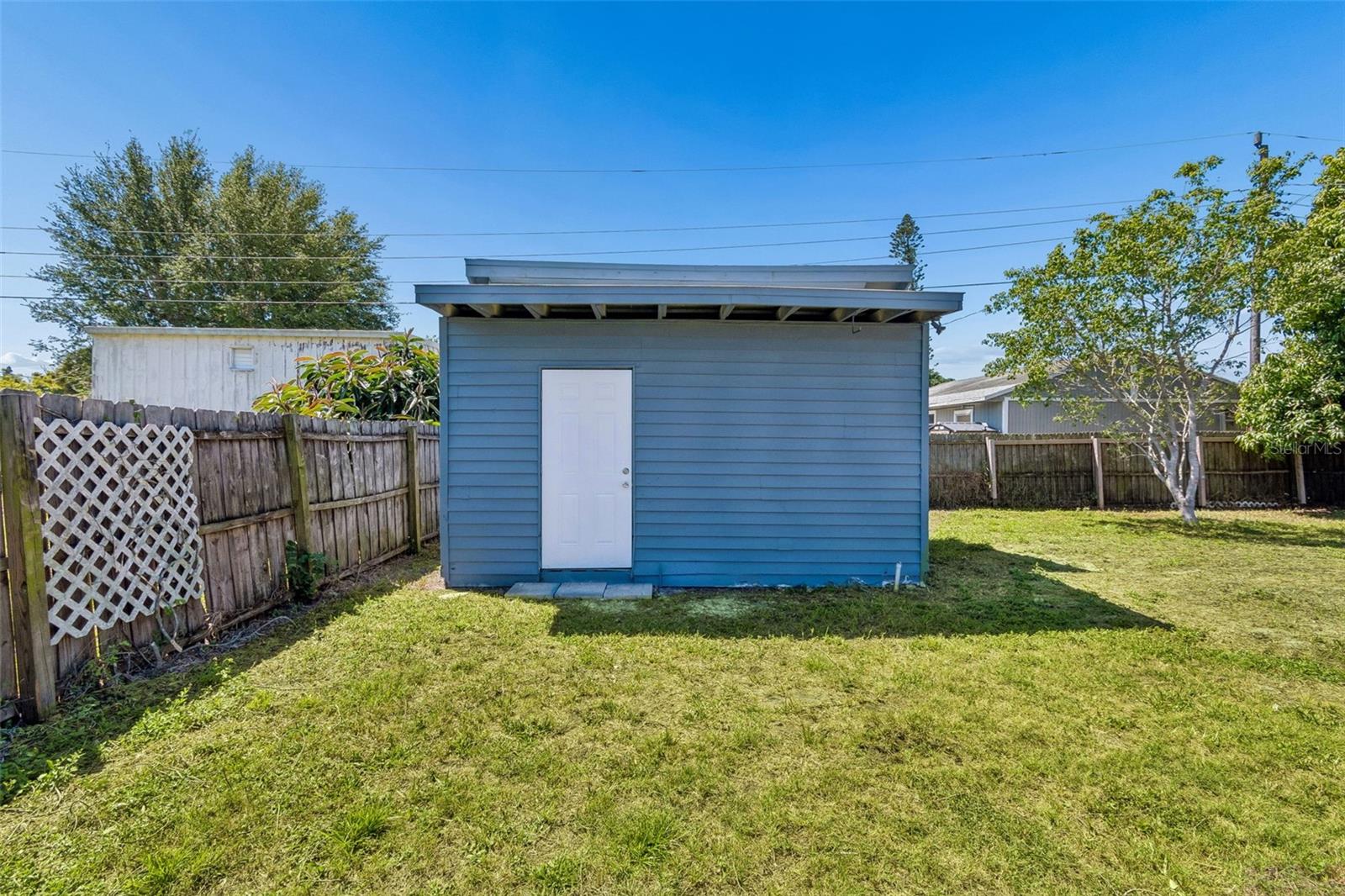 DAHLIA GARDENS - Residential