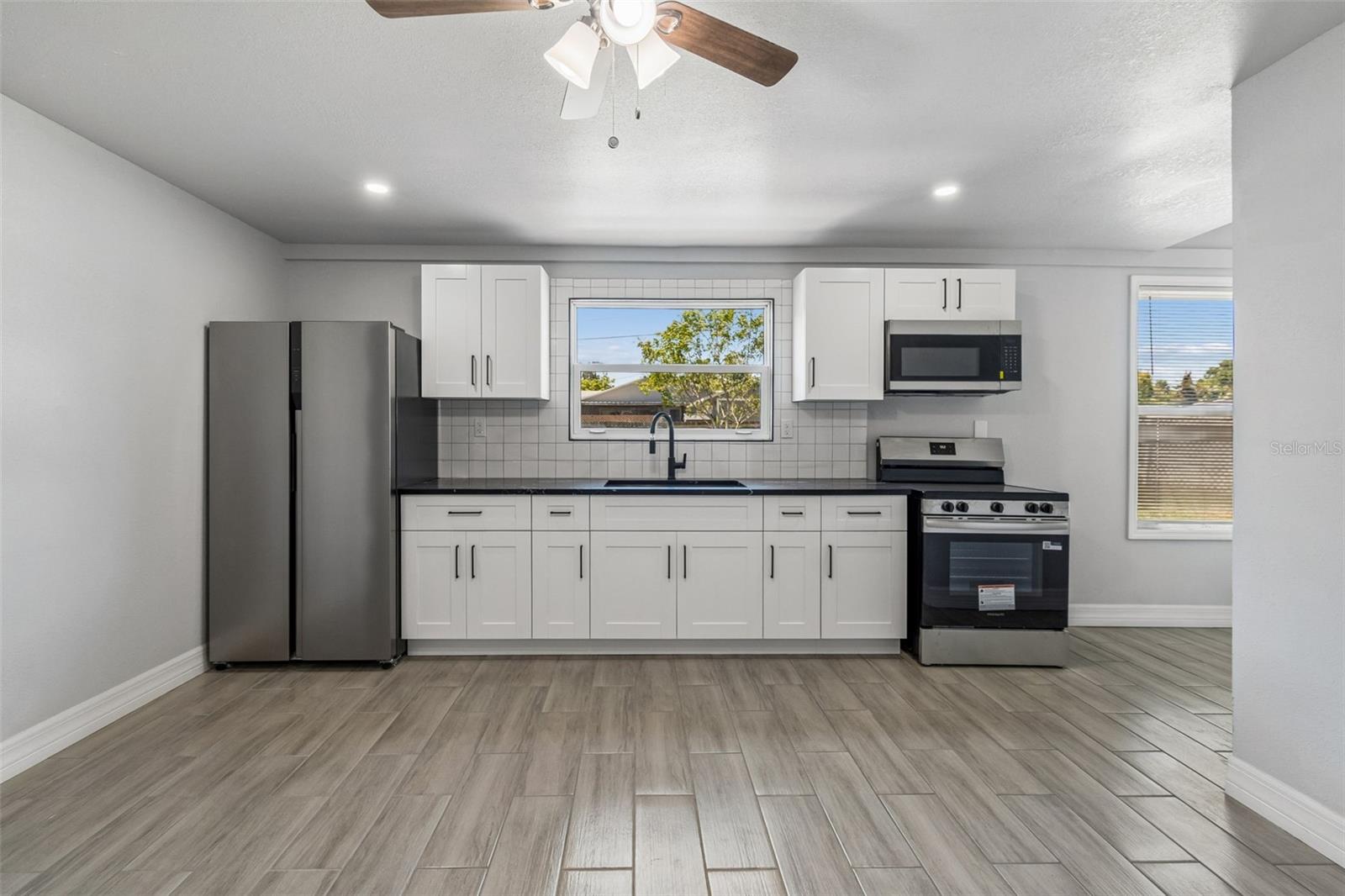 DAHLIA GARDENS - Residential