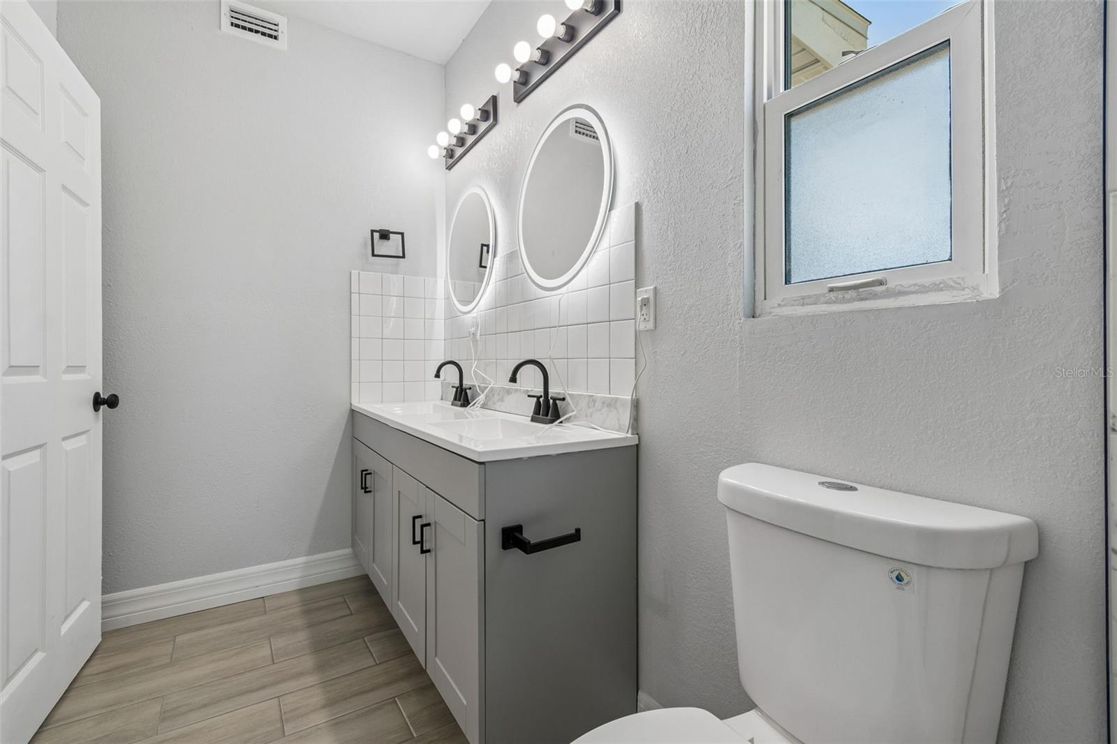 DAHLIA GARDENS - Residential