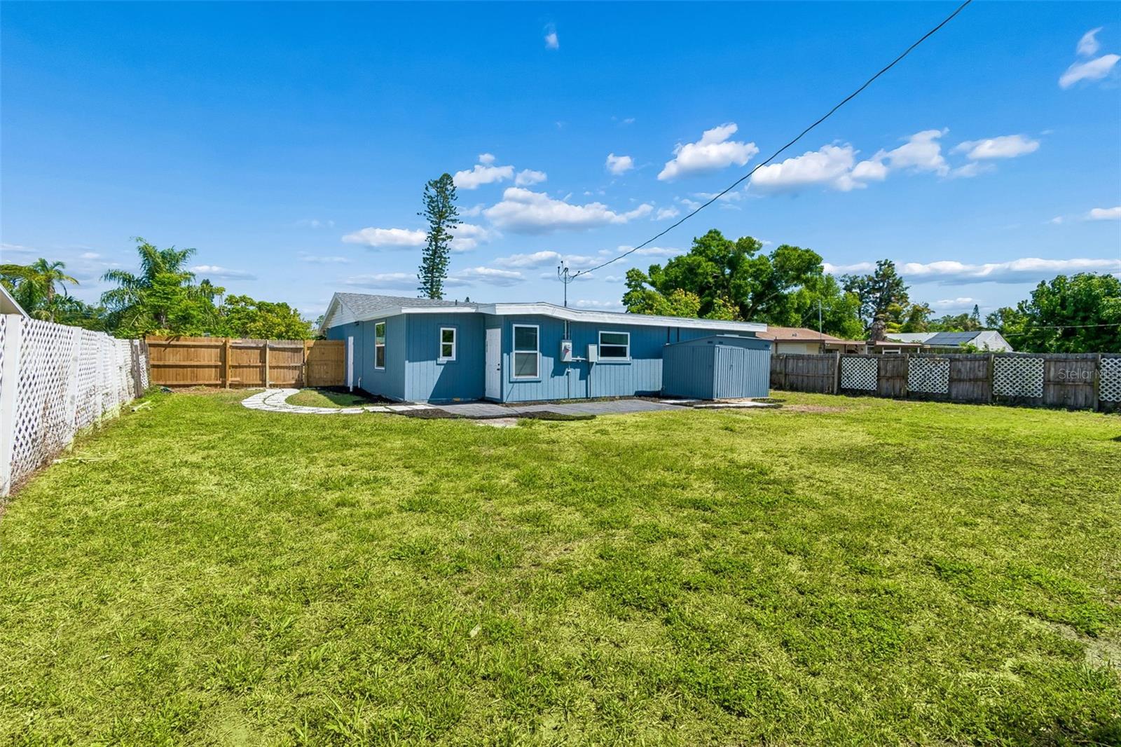 DAHLIA GARDENS - Residential