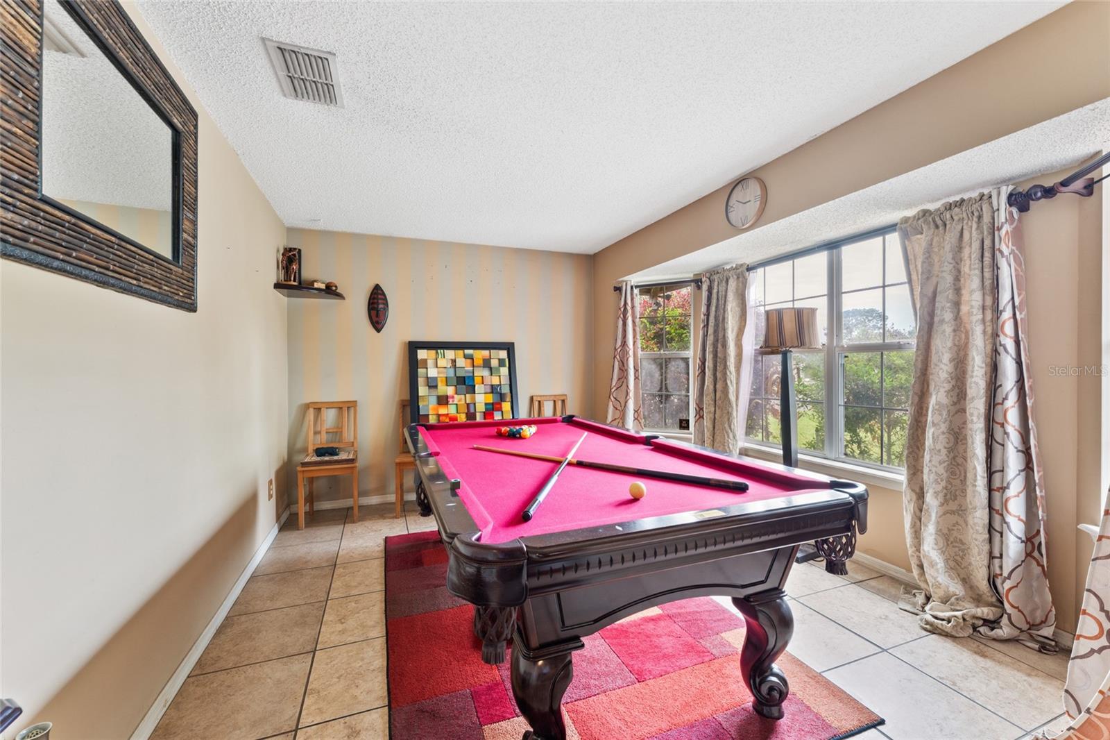 ARGYLE FORST CHIM LKE U15 - Residential